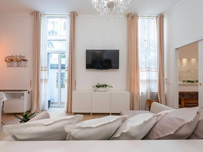 Appartamento bilocale in affitto in Via Orti, Quadronno Crocetta, Milano