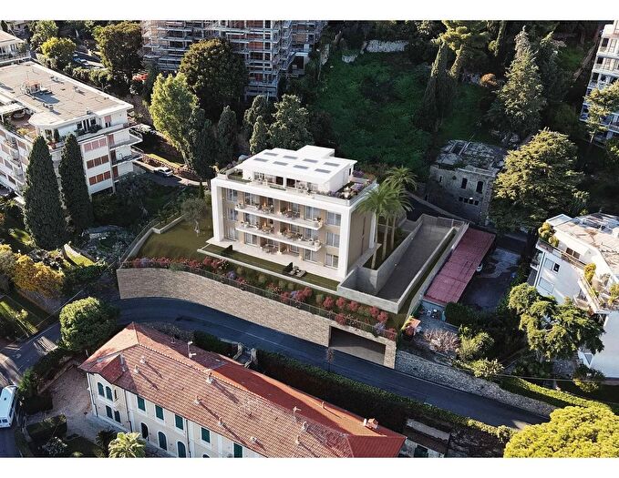 Appartamento quadrilocale in vendita in Viale Carducci, Sanremo