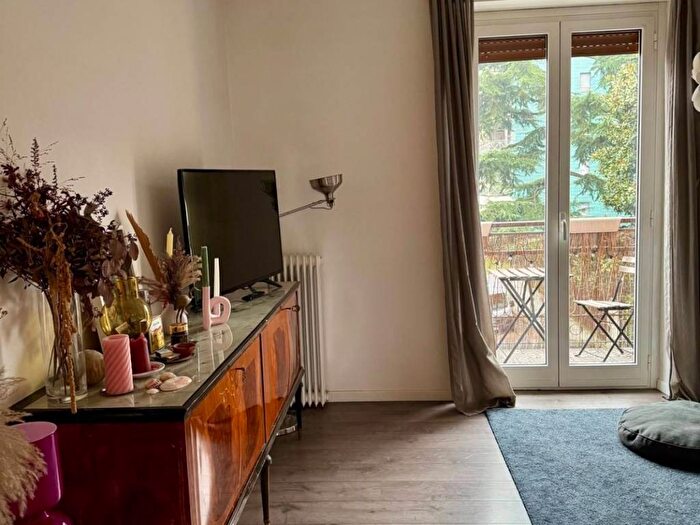 Appartamento trilocale in affitto in Viale Misurata, Tripoli Soderini, Milano