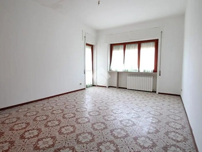 Appartamento bilocale in vendita in Via Rumenia, Pomezia