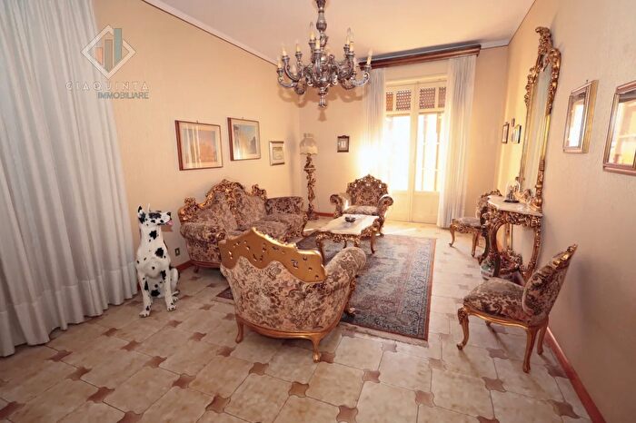 Casa trilocale in vendita in Via Umberto Primo N, Palagonia