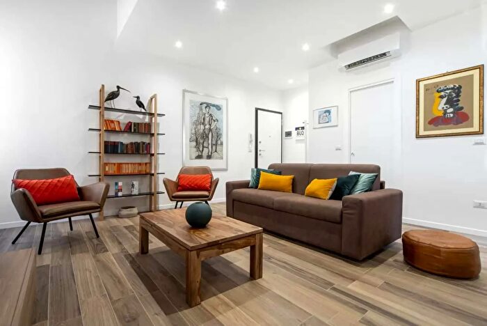 Appartamento monolocale in affitto in Via Val dAposa, Bologna