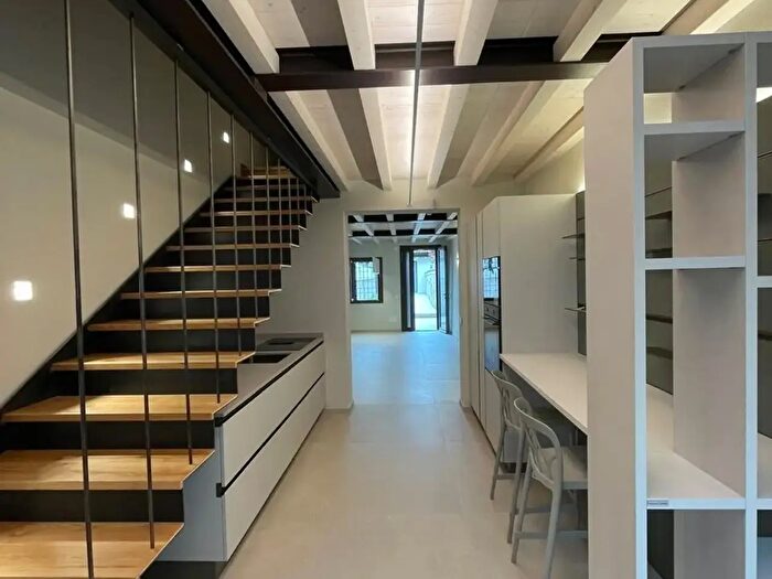 Casa trilocale in vendita in Via da Feltre, Mantova