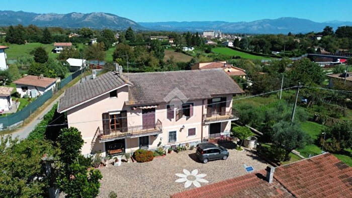 Casa con 5 locali in vendita in Via Colle S Onofrio, Valmontone