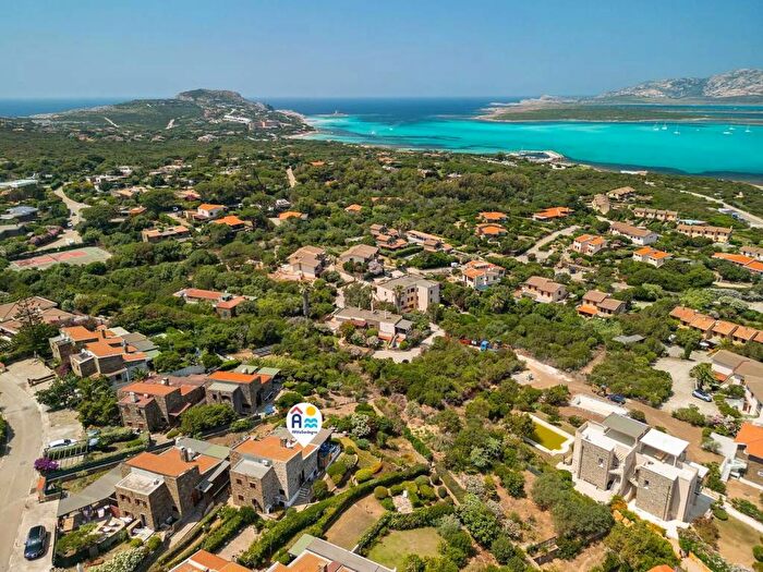 Appartamento quadrilocale in affitto in Via dei Rosmarini, Centro, Stintino