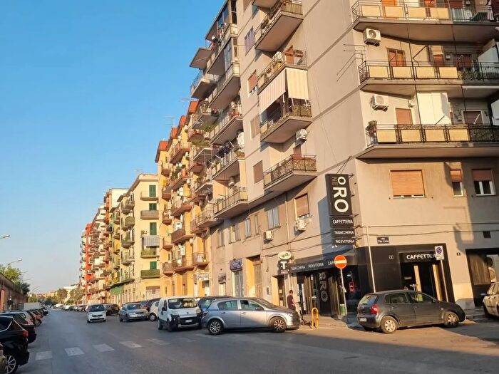 Appartamento quadrilocale in vendita in Via Tito Livio, Taranto