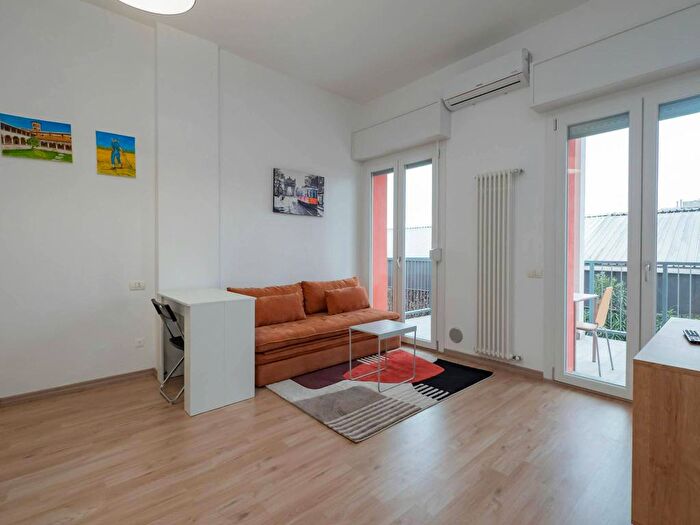 Appartamento monolocale in affitto in Via Cascina Belcasule, Vigentino Fatima, Milano