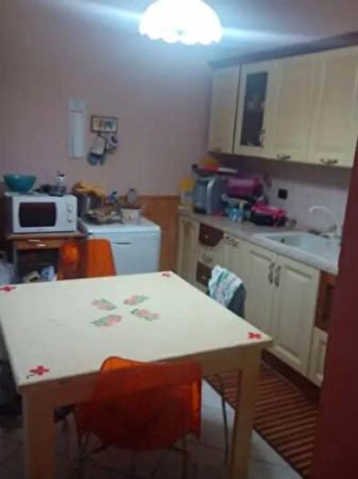 Appartamento con 5 locali in vendita in Via Molino dAgogna, Galliavola