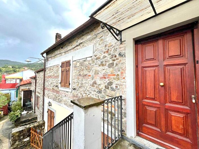 Appartamento bilocale in affitto in Via Chiesa, Montedivalli Chiesa, Podenzana