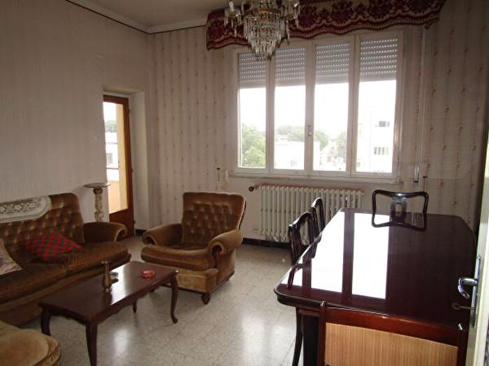 Appartamento con 6 locali in vendita in Jesi