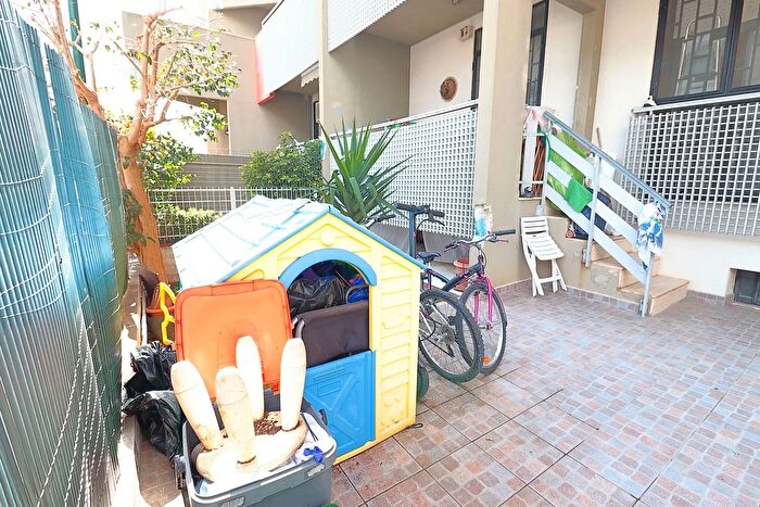 Appartamento trilocale in vendita in Via Enaudi, Valenzano