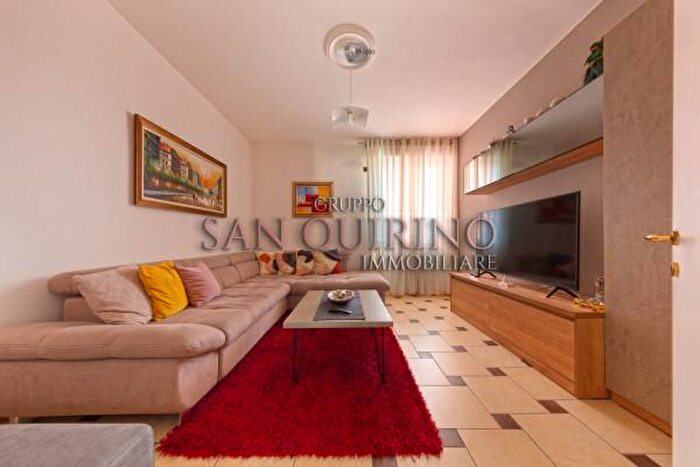 Appartamento trilocale in vendita in Via Zibordi, Guastalla