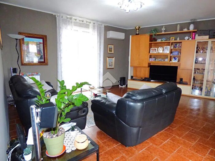 Appartamento quadrilocale in vendita in Via XX Settembre, Cilavegna