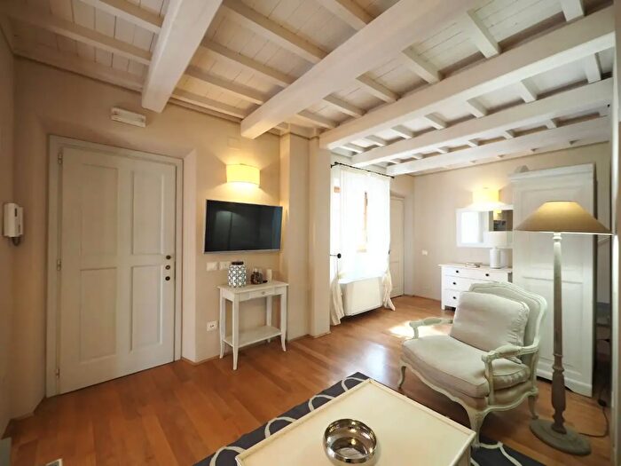 Casa quadrilocale in affitto in Via del Ponte alle Riffe, Firenze