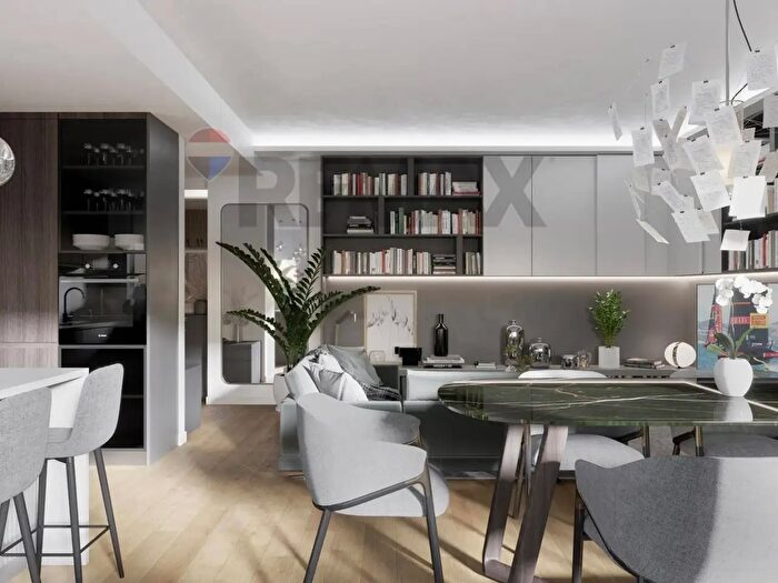 Appartamento trilocale in vendita in Via Cesare Cantù Snc, Lomazzo