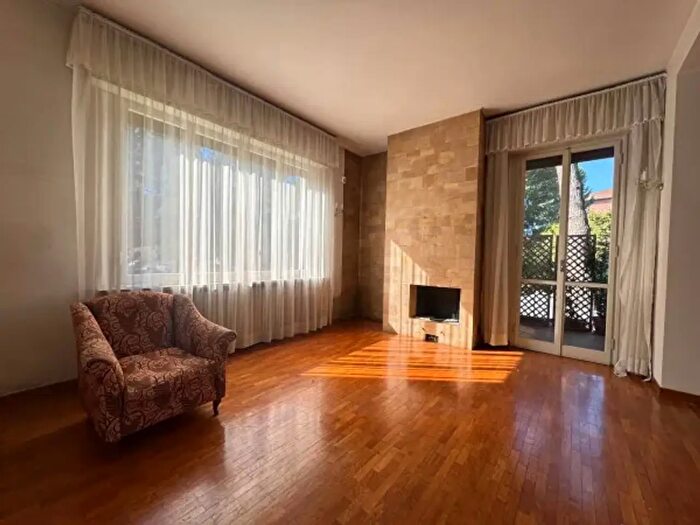 Appartamento con 6 locali in vendita in Forli