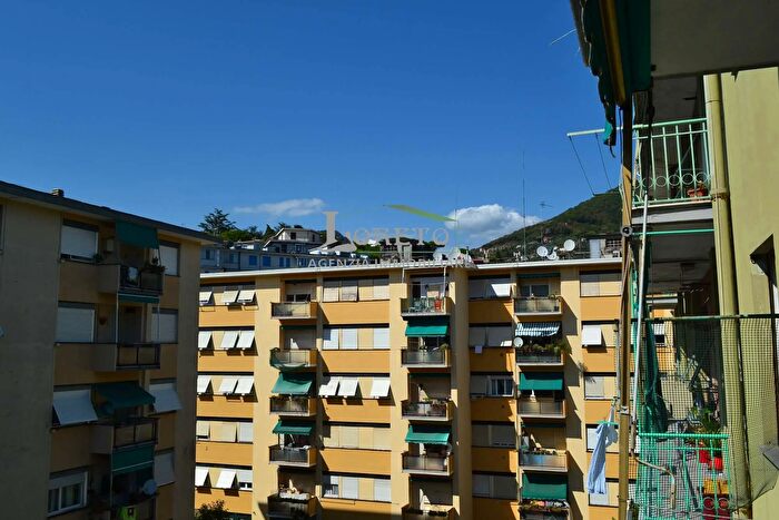 Appartamento trilocale in vendita in Tito Speri, Rapallo