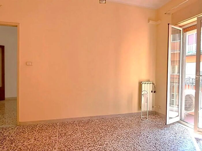 Appartamento trilocale in vendita in Via Conte di Torino, Catania