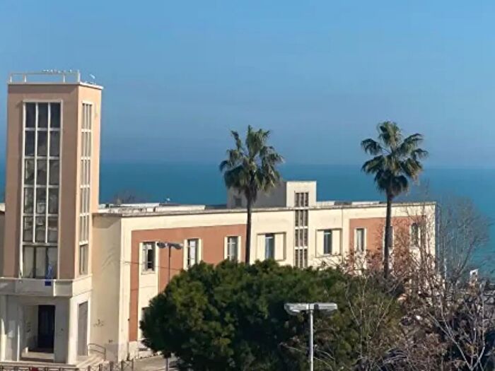 Appartamento trilocale in vendita in Trani