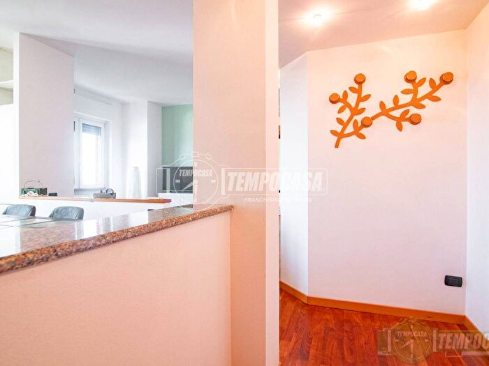 Appartamento bilocale in affitto in Via VALOSA DI SOPRA, San Fruttuoso, Monza