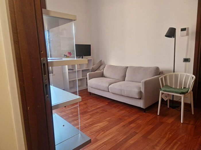 Appartamento bilocale in affitto in Corso Garibaldi, Milano