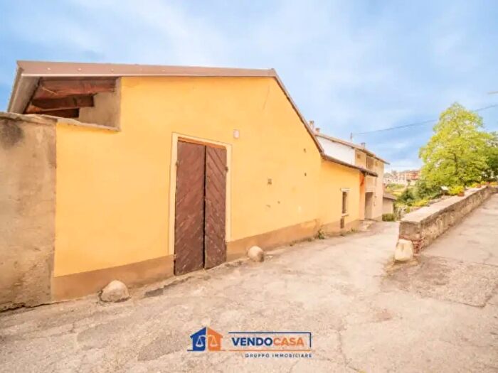 Casa con 5 locali in vendita in Via Caraglio, Dronero