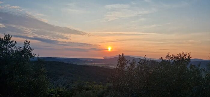 Appartamento trilocale in vendita in Capalbio