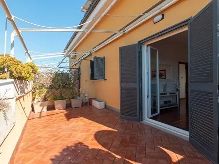 Appartamento in vendita in Via Gabriella degli Esposti, Roma