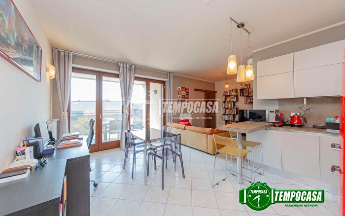 Appartamento bilocale in vendita in Via Schenavoglia, Gaggiano