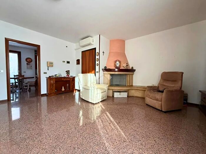 Appartamento quadrilocale in vendita in Via Guglielmo Marconi, Mogliano Veneto