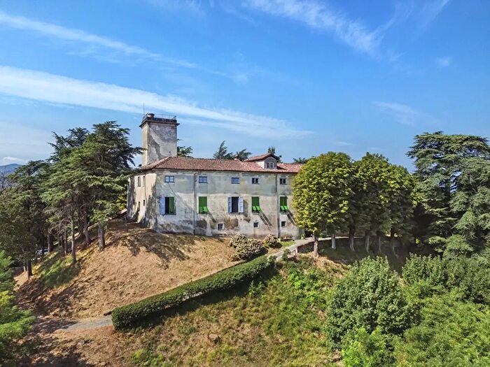Casa con 10 locali in vendita in Via Pastori, Belforte Monferrato