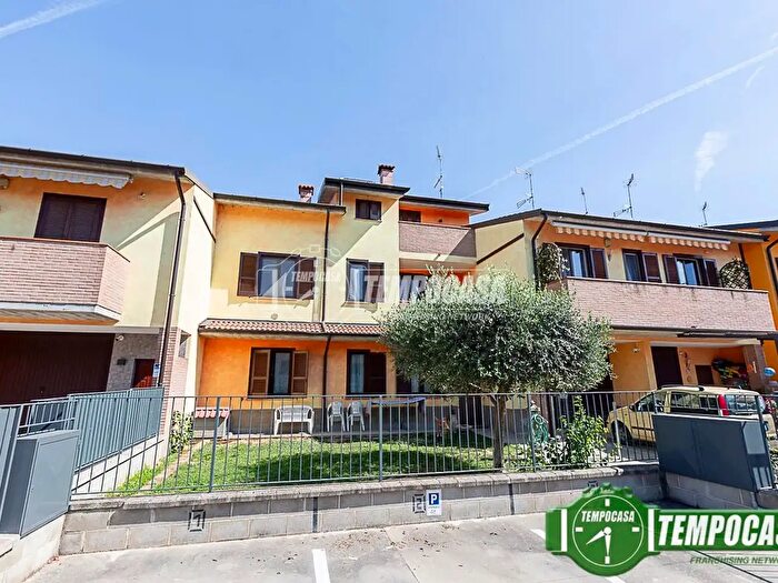 Appartamento trilocale in vendita in Via Egidio d'Adda, Casalpusterlengo