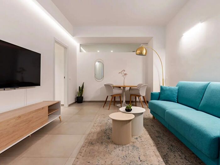 Appartamento trilocale in vendita in Via Ceradini, Milano