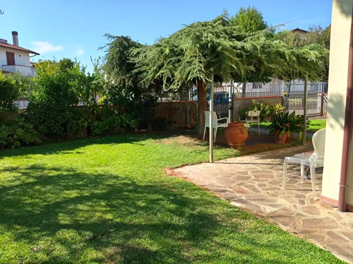 Casa con 5 locali in vendita in San Giuliano Terme