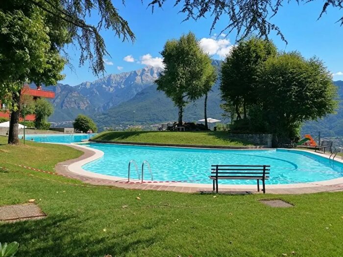 Appartamento monolocale in vendita in Via Mazzini, Valbrona
