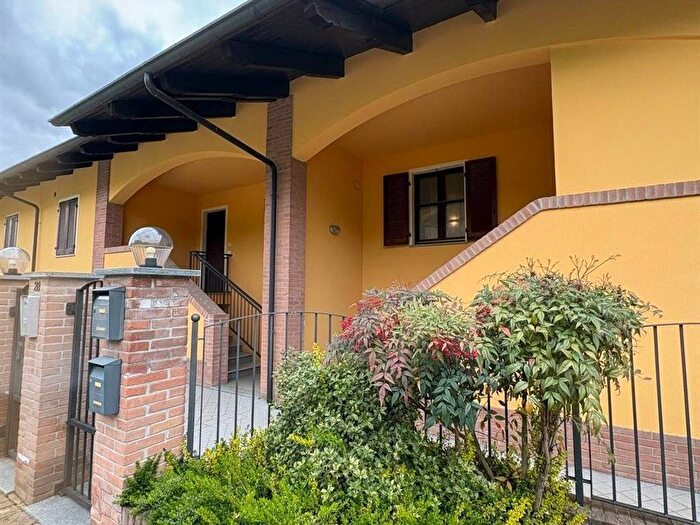 Casa con 5 locali in affitto in VIA FRACCHIA, Collina Volta, Asti