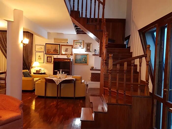 Appartamento quadrilocale in vendita in Via Kennedy, Montemesola