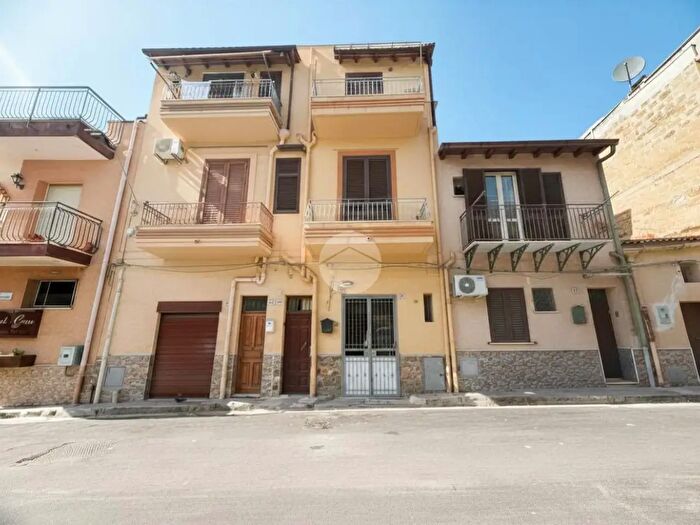 Appartamento quadrilocale in vendita in Via San Giuliano, Bagheria
