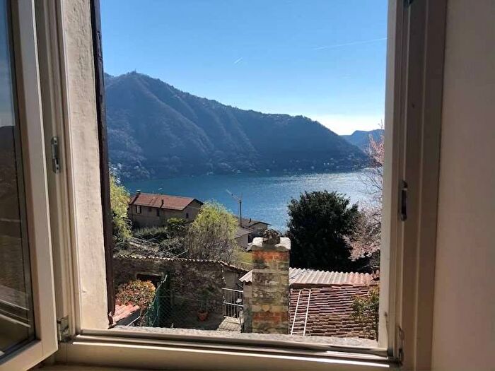 Appartamento bilocale in affitto in Cernobbio