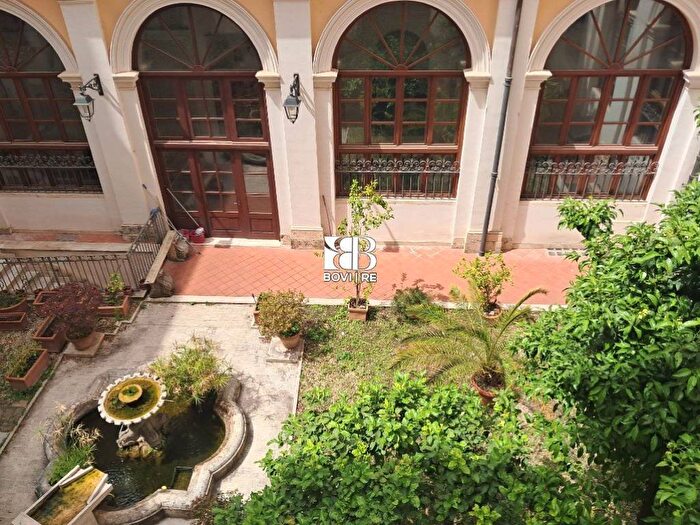 Appartamento con 6 locali in affitto in Via Belsiana, Spagna, Roma
