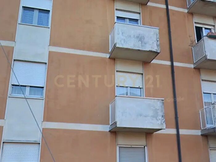 Appartamento bilocale in vendita in Via Flavio Gioia, Busto Arsizio
