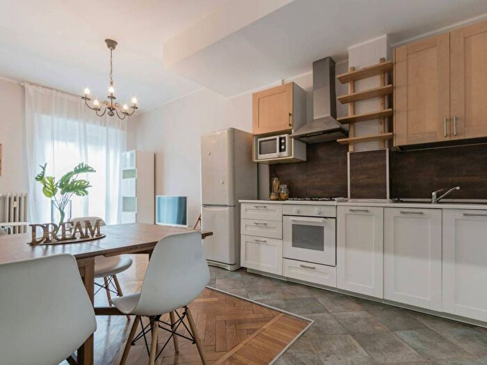 Appartamento trilocale in affitto in Via Marcantonio Colonna, Portello Parco Vittoria, Milano