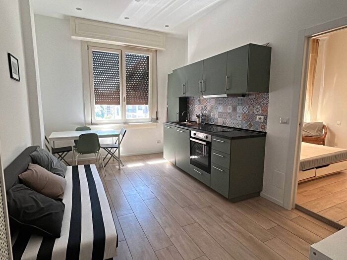 Appartamento bilocale in affitto in Via Vincenzo Foppa, Solari, Milano