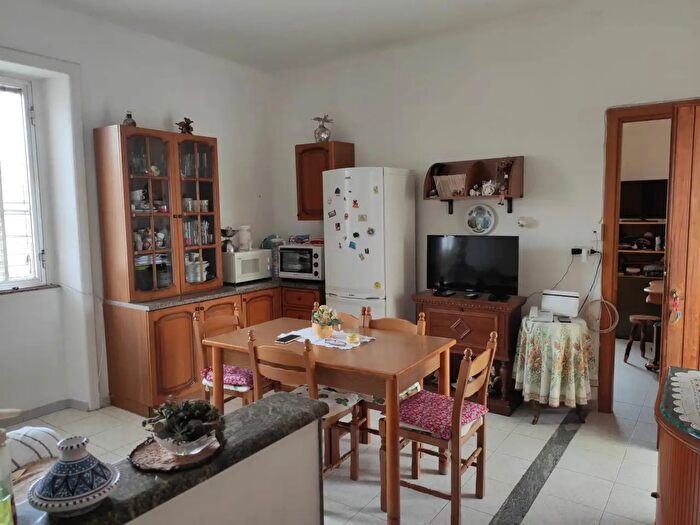 Appartamento quadrilocale in vendita in Via Francesco Mauceri, Siracusa