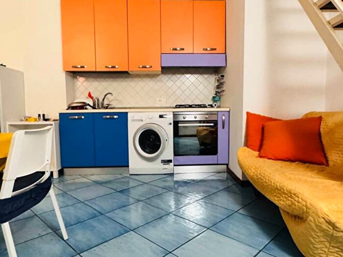 Appartamento bilocale in affitto in Piazza Dante, Centro Storico, Napoli