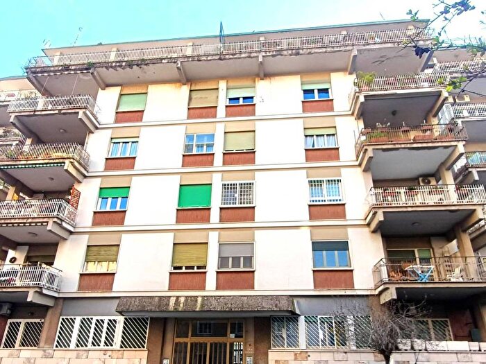 Appartamento bilocale in affitto in Via Luigi Ungarelli, Bologna, Roma