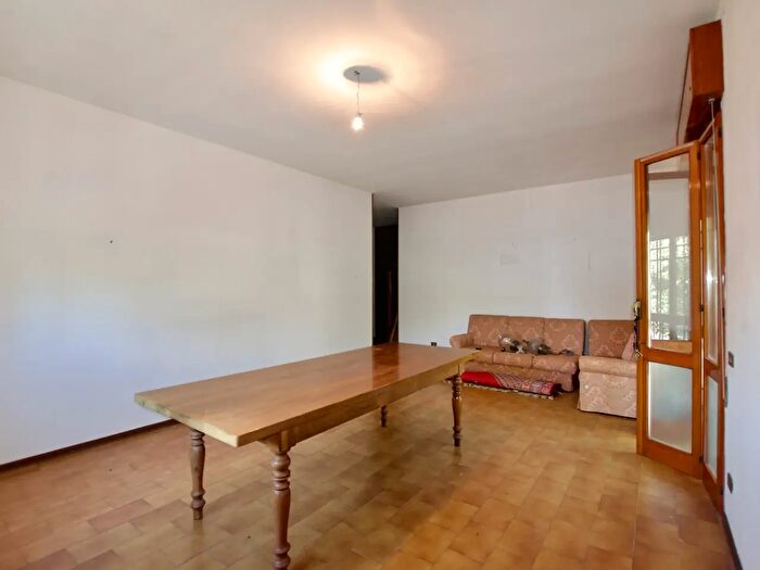 Casa con 12 locali in vendita in Via Giuseppe Saragat, Baricella