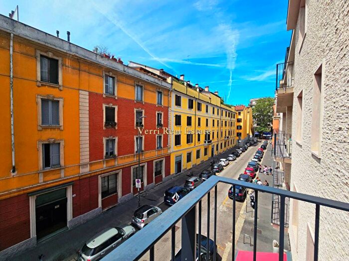 Appartamento trilocale in affitto in Via Antonio Fogazzaro, Montenero, Milano