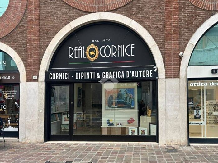 Casa bilocale in affitto in Via Giuseppe Verdi, Loggia Garibaldi, Brescia