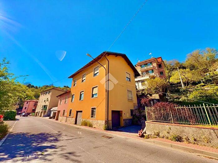 Appartamento con 6 locali in vendita in Via Arvigo, SantOlcese